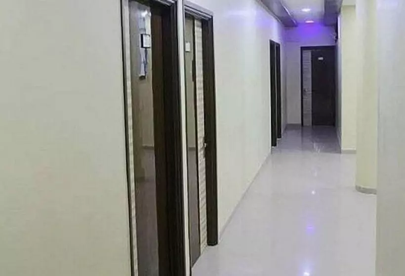 ホテル Iroomz Vkg Complex