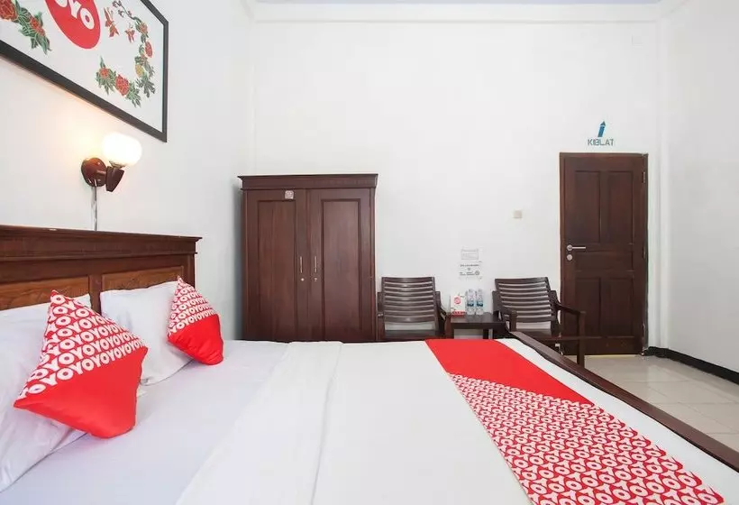 ホテル New Rajawali By Oyo Rooms