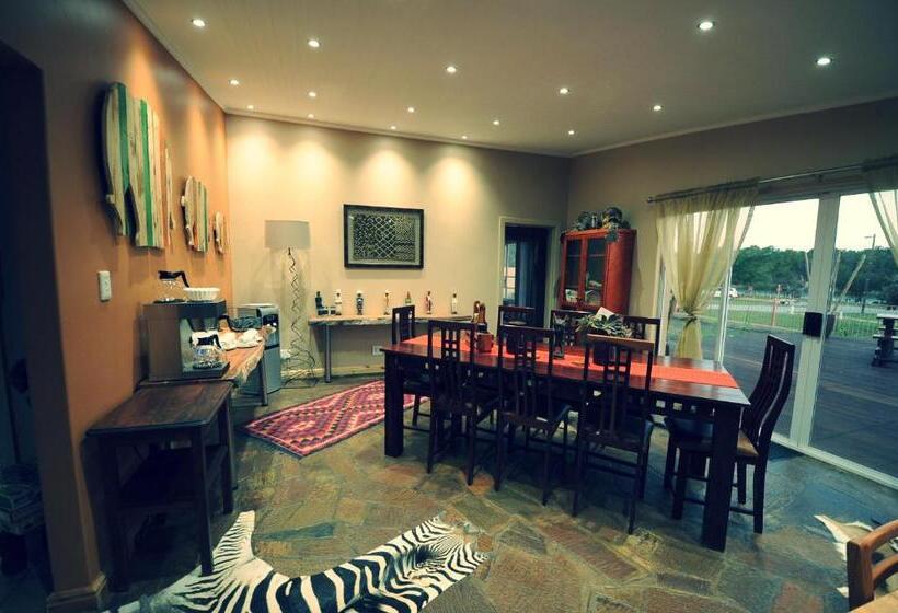 Hotel Nukakamma River Lodge