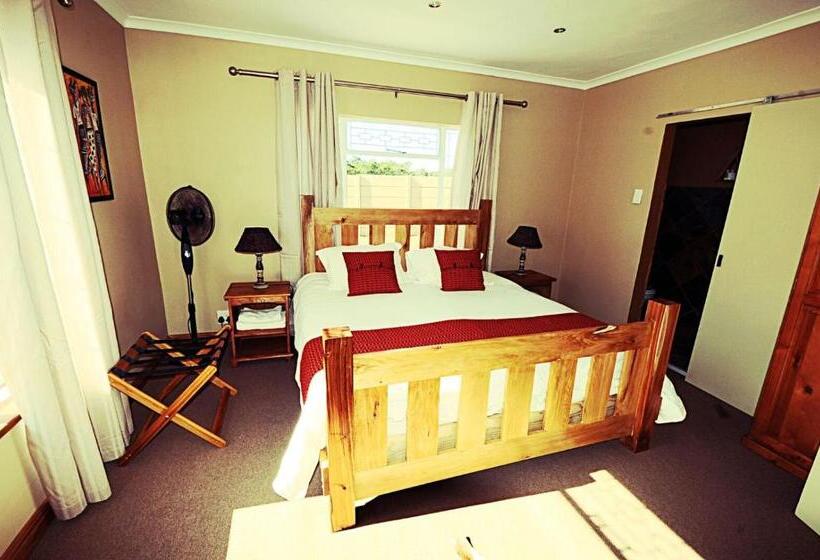 Hotel Nukakamma River Lodge