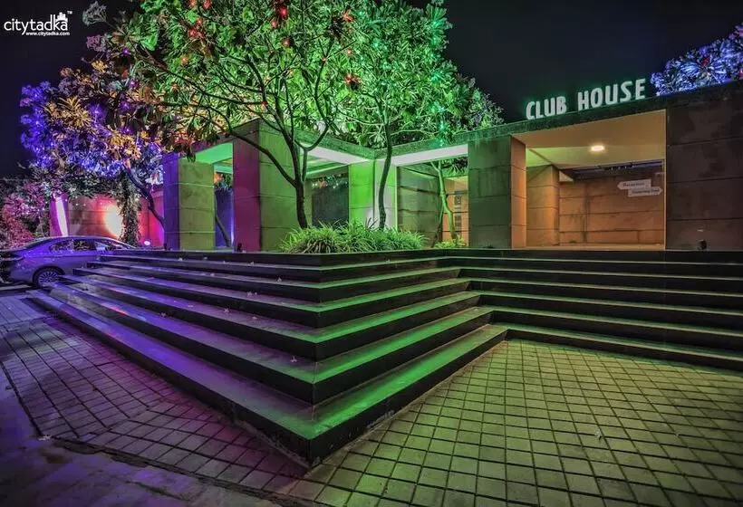 ホテル Sapphero Harshraj Resort