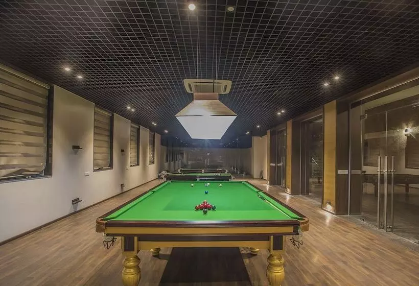ホテル Sapphero Harshraj Resort