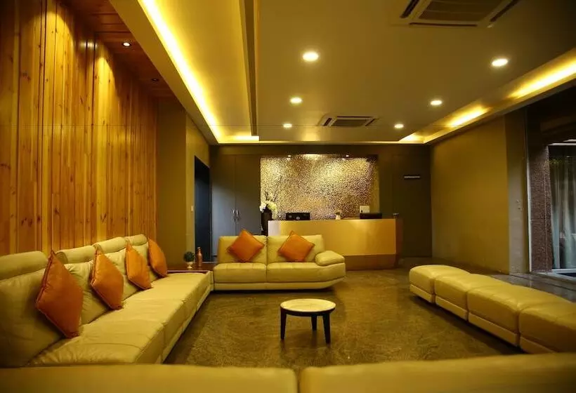 ホテル Sapphero Harshraj Resort