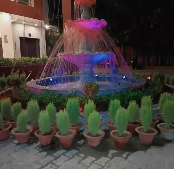 Taraji Resort Hotel And Restaurant