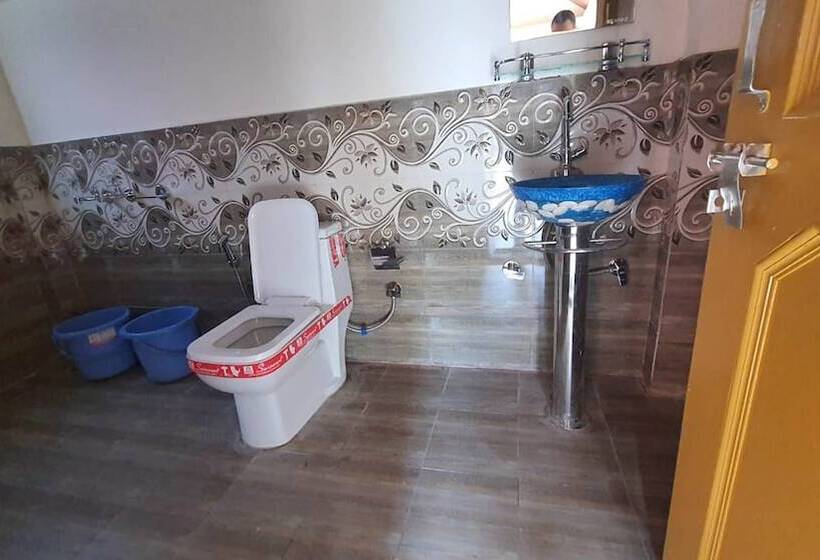 Hotel Tih Siramani River Camp Jispa