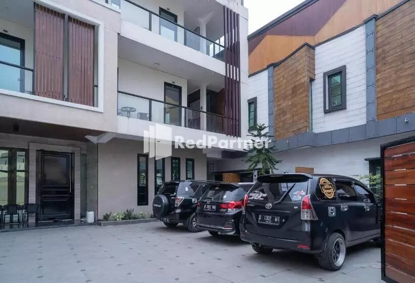 Hotelli Yayah Rooms Bogor Syariah Mitra Reddoorz