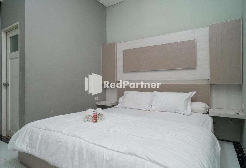 فندق Yayah Rooms Bogor Syariah Mitra Reddoorz