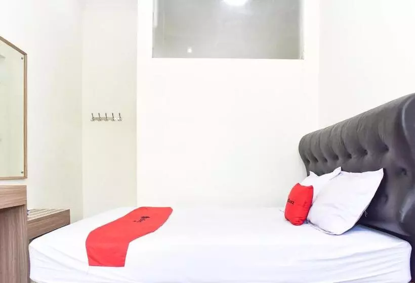 Motelli Reddoorz Near Alun Alun Wonosobo