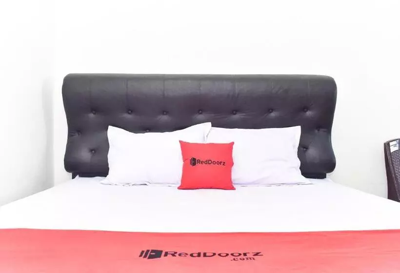 Motelli Reddoorz Near Alun Alun Wonosobo