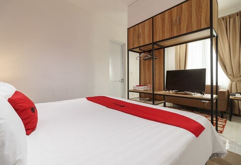 Panzió Reddoorz Plus Near Exit Toll Puncak 2