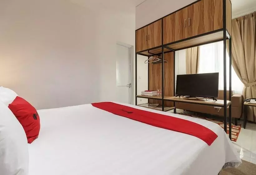 Majatalo Reddoorz Plus Near Exit Toll Puncak 2