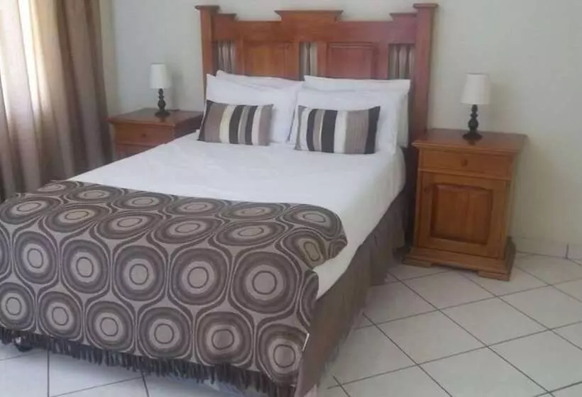 Majatalo Steenbok Lodge