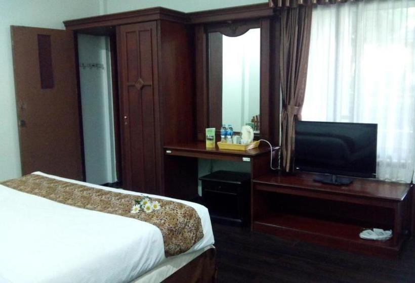 Dieng Kledung Pass Hotel & Restaurant