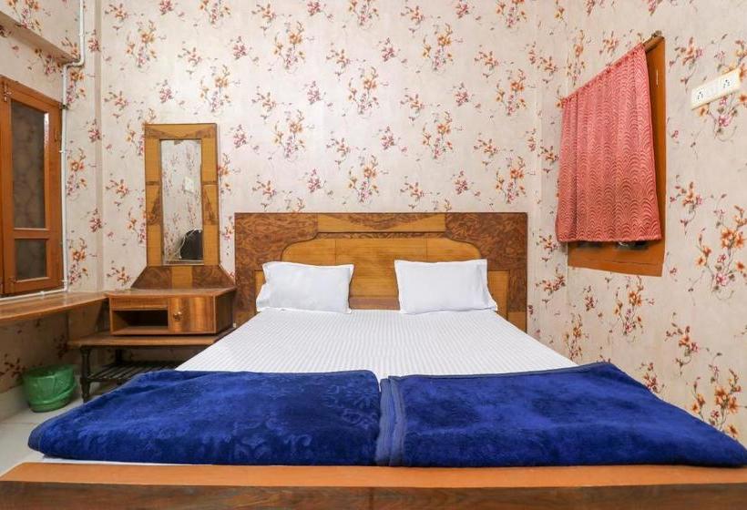 Hotel Spot On  Poonam