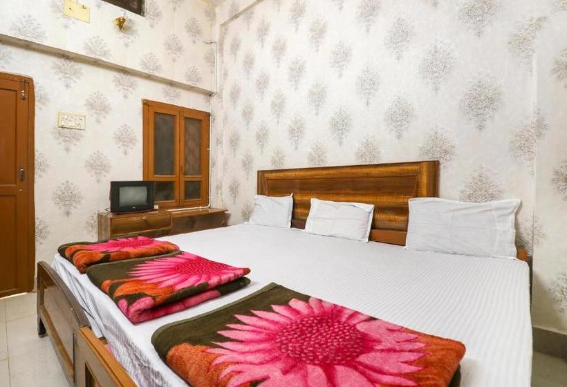 Hotel Spot On  Poonam