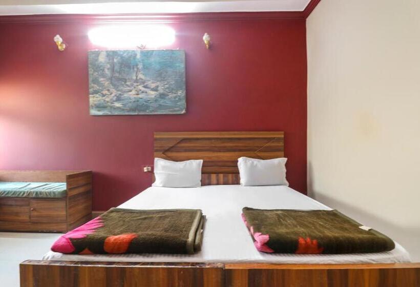 Hotel Spot On  Poonam