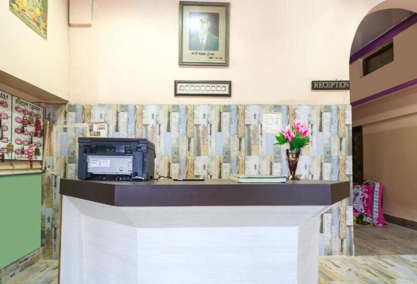 Hotel Spot On  Poonam