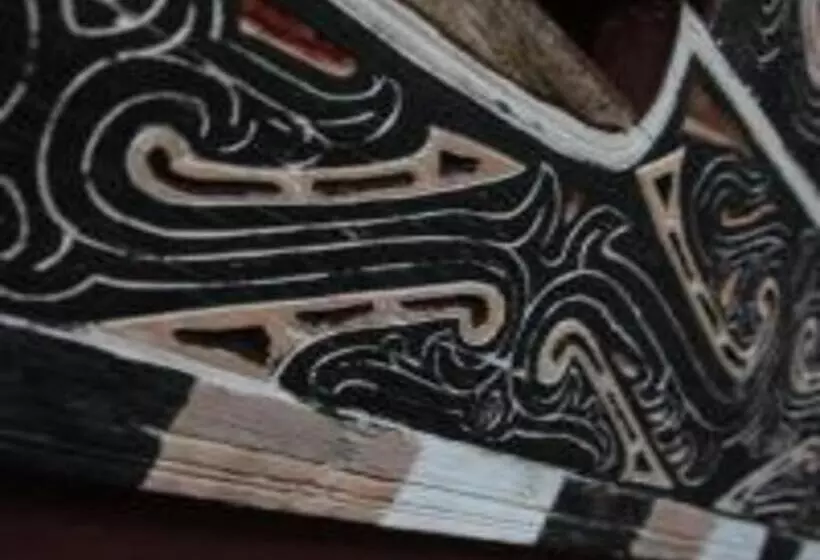 Majatalo Laster Jony S