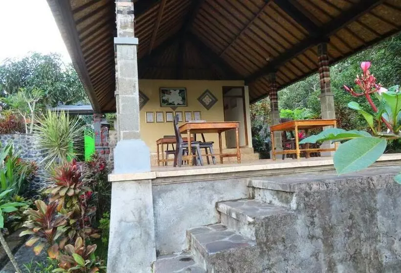 پانسیون Pondok Lembah Dukuh Homestay