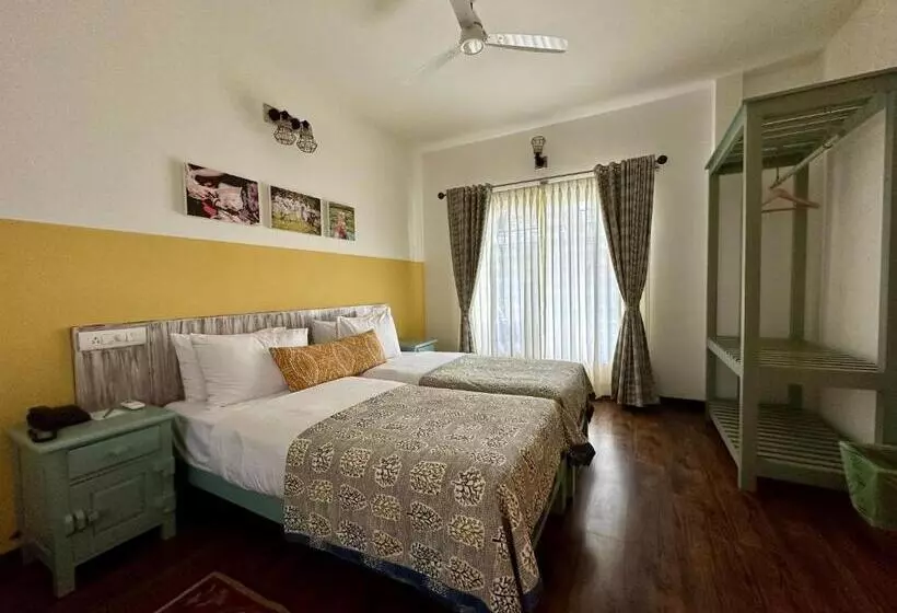 リゾートホテル Machaan Wilderness Lodge Nagarahole