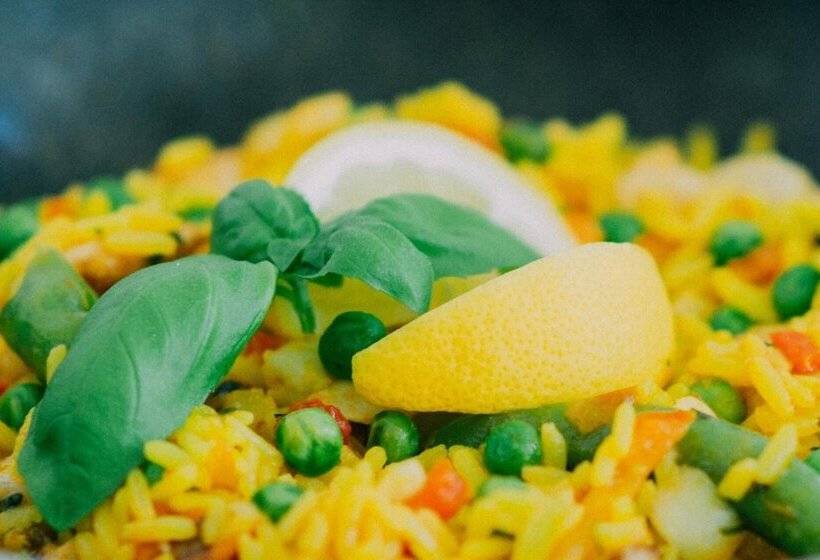 Resort Sadabahar Moments   Hostel