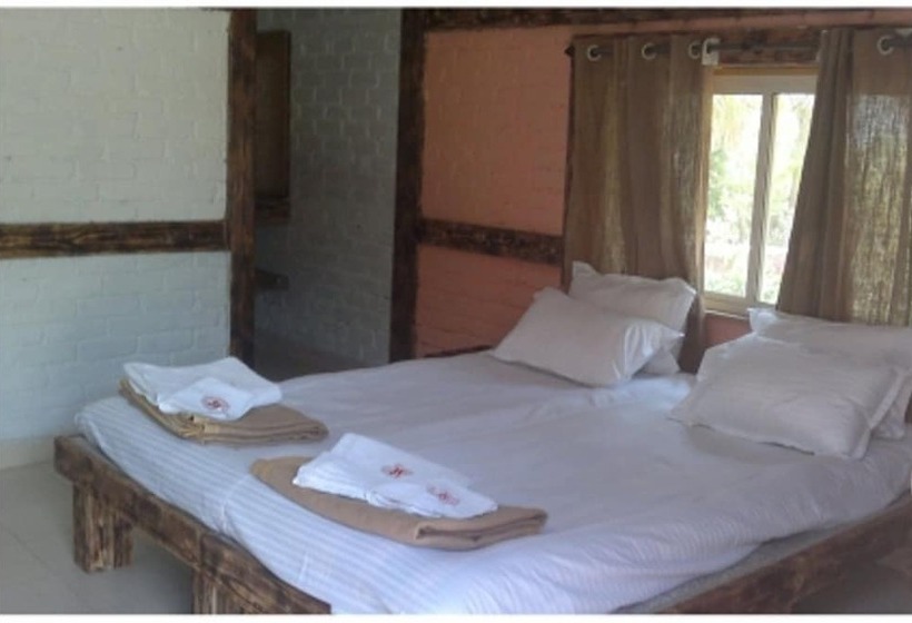 Resort Sadabahar Moments   Hostel