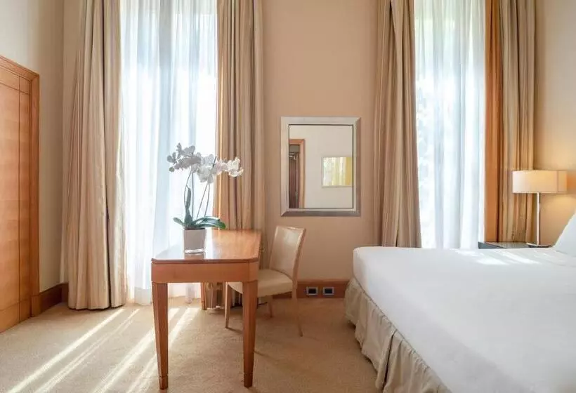 Hotel Capo D´africa – Colosseo
