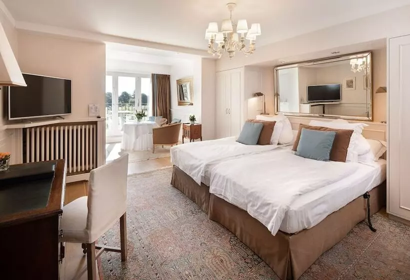 Отель Manoir Du Dragon