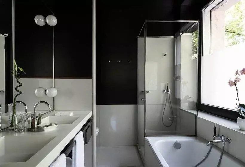 The Hotel Lucerne, Autograph Collection