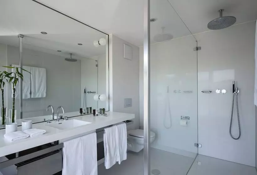 The Hotel Lucerne, Autograph Collection