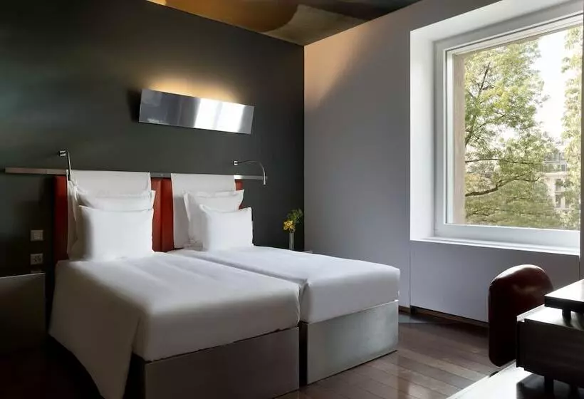 The Hotel Lucerne, Autograph Collection