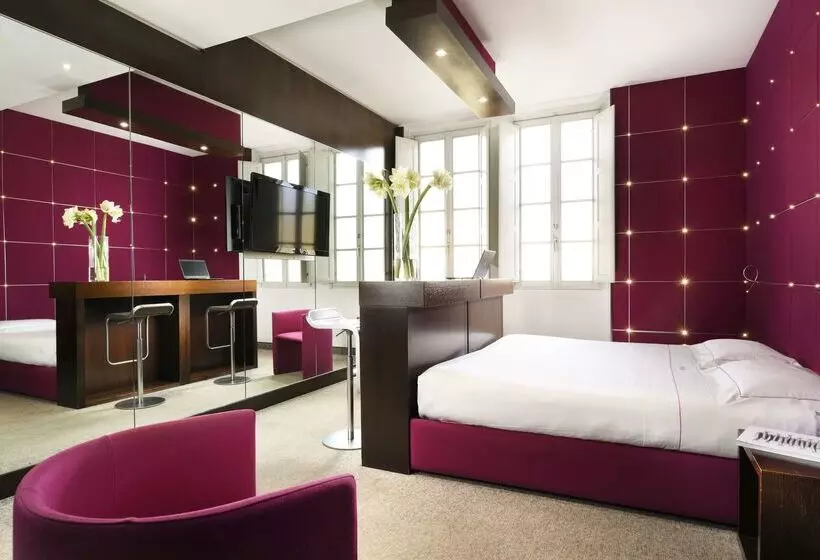 Unahotels Vittoria Firenze