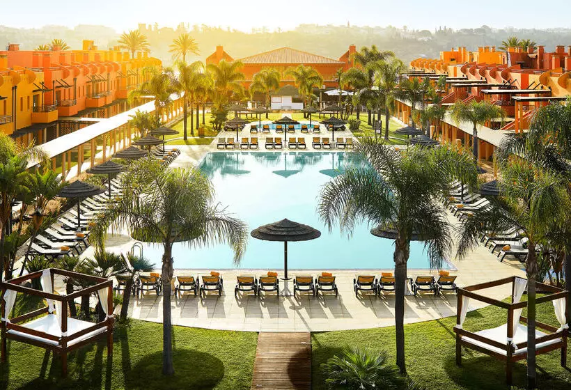 NH Marina Portimao Resort