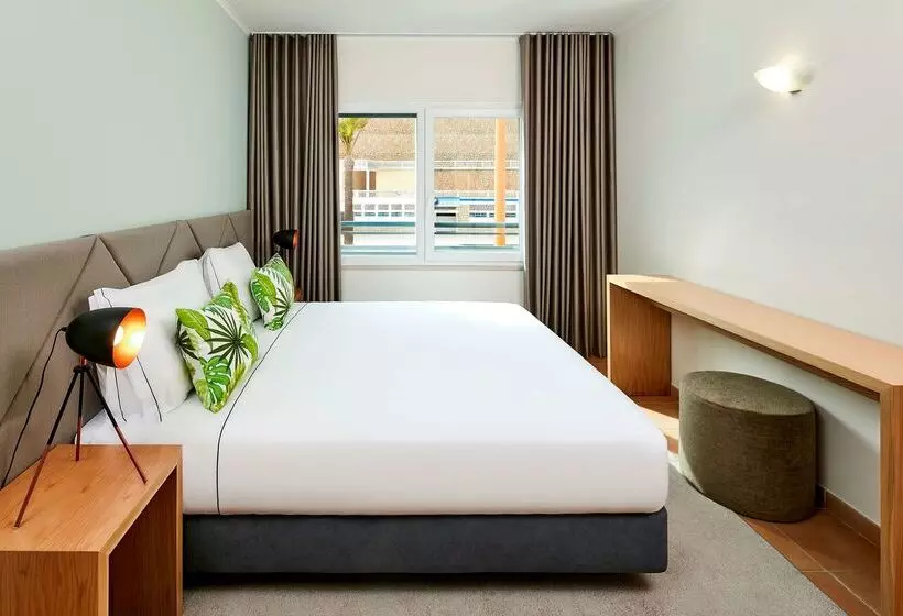 NH Marina Portimao Resort