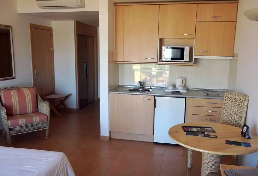 NH Marina Portimao Resort