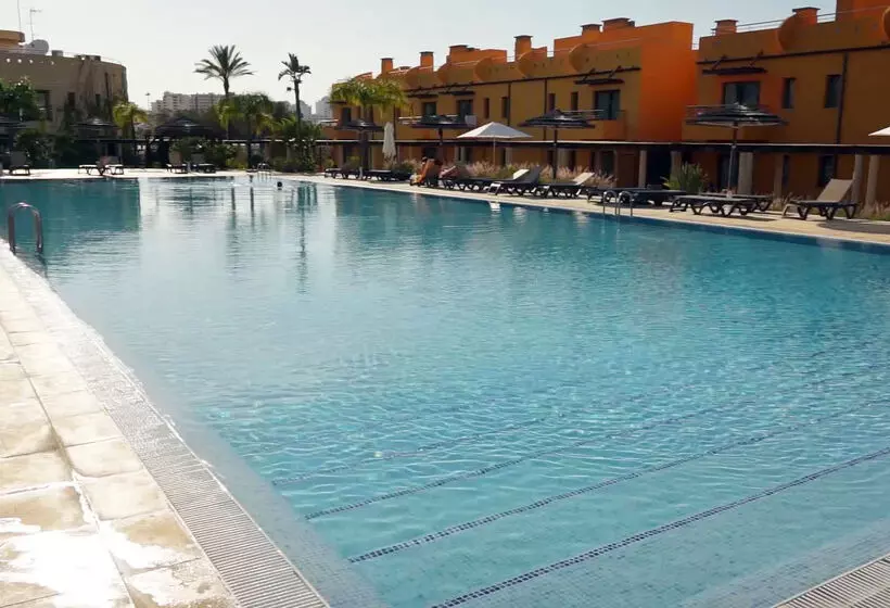 NH Marina Portimao Resort