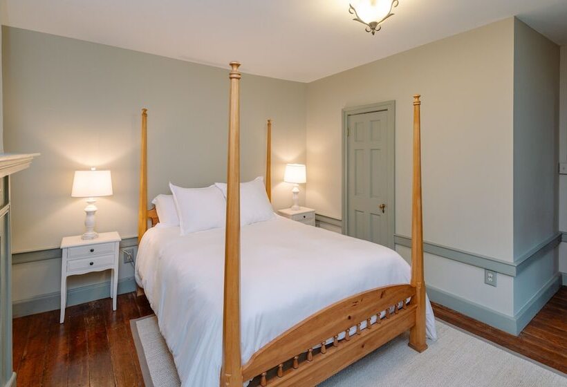 민박 The Crossroads Inn