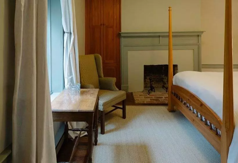 Aamiaismajoitus (B&B) The Crossroads Inn