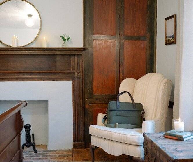 민박 The Crossroads Inn