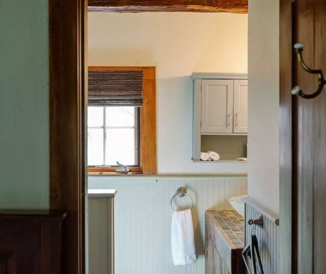 Aamiaismajoitus (B&B) The Crossroads Inn