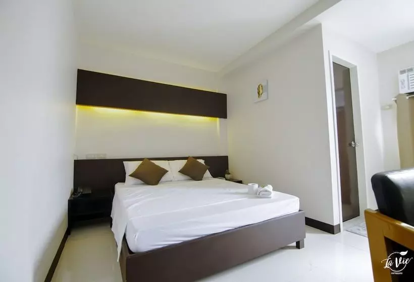 هتل Happy Home Budgetel