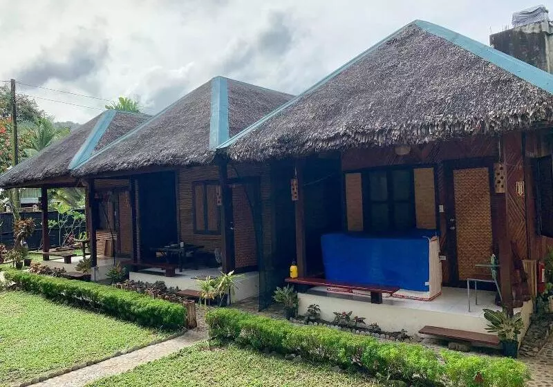 ホテル Port Barton Le Cou De Tou Village Resort