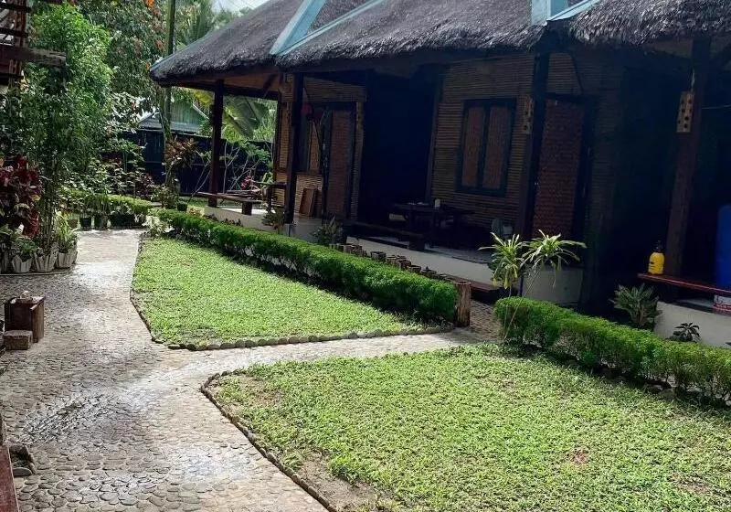 ホテル Port Barton Le Cou De Tou Village Resort