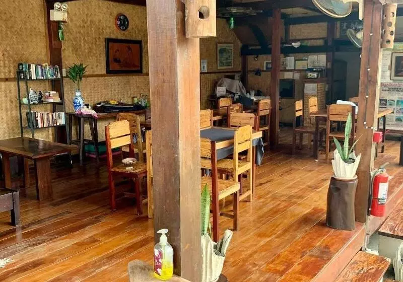 ホテル Port Barton Le Cou De Tou Village Resort