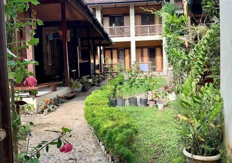 ホテル Port Barton Le Cou De Tou Village Resort