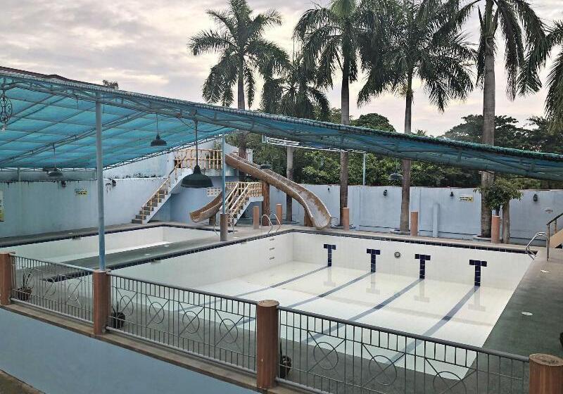 בית מלון כפרי Praferosa Resort