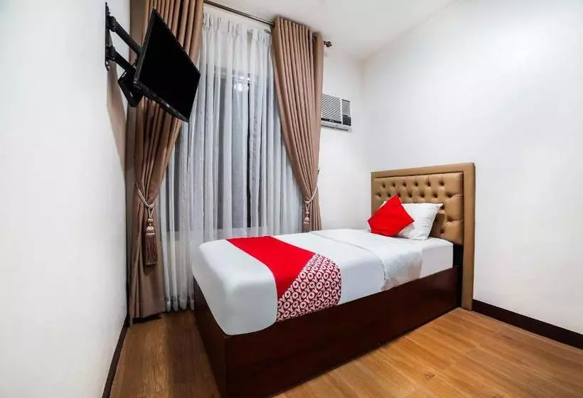 Hotelli Sakura Suites By Oyo Rooms
