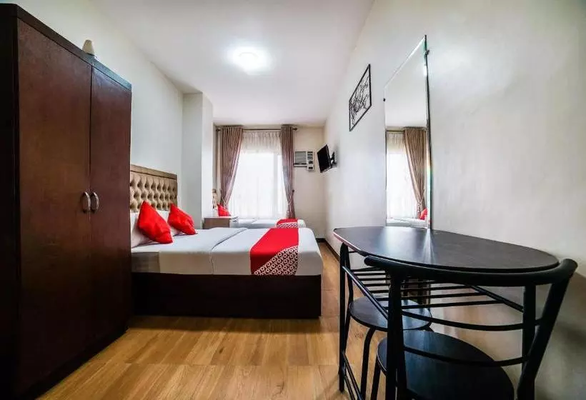 Hotelli Sakura Suites By Oyo Rooms