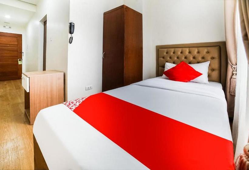 בית מלון כפרי Sakura Suites By Oyo Rooms