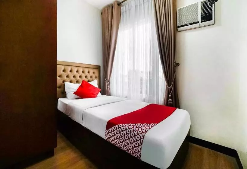 Hotelli Sakura Suites By Oyo Rooms